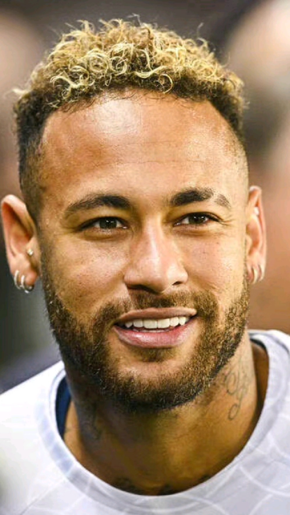 极具挑战的 极具挑战的